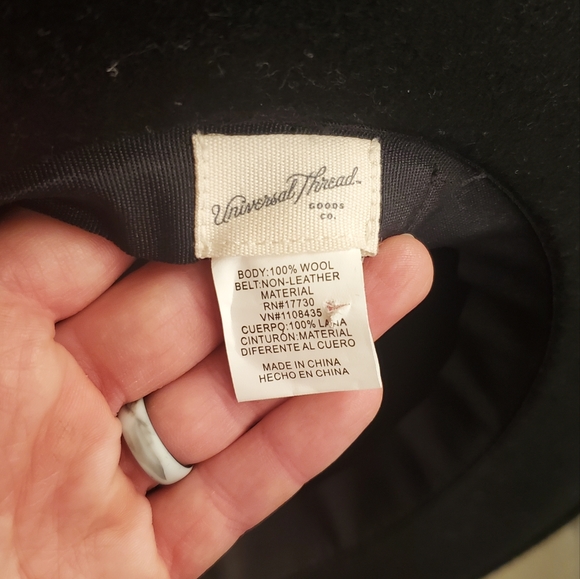 3 piece black and white outfit with wool hat universal thread/a new day - Picture 2 of 10